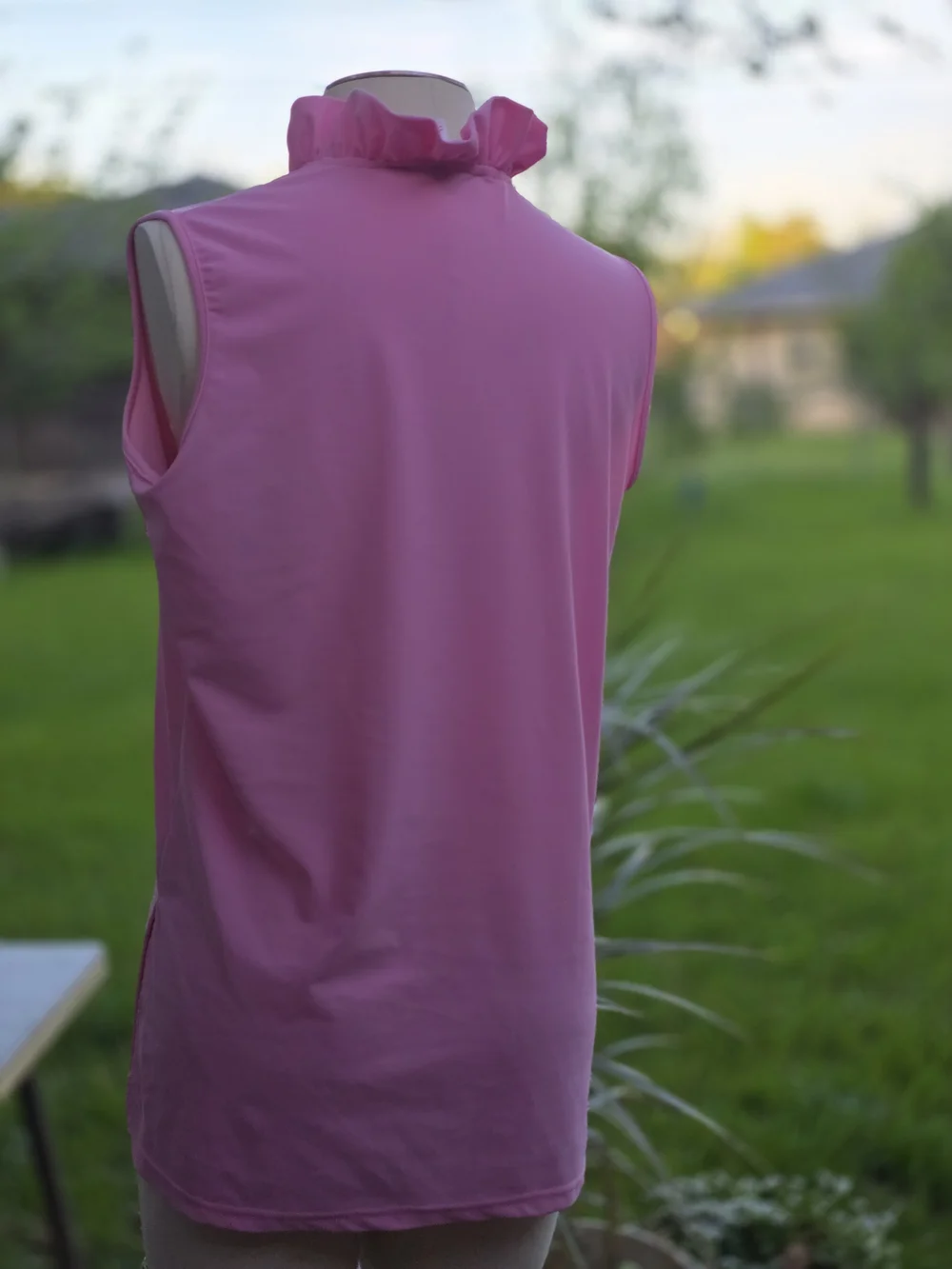 Jude Connally Pink Ruffle Mock Neck Sleeveless Top New No Tag - Picture 2 of 5